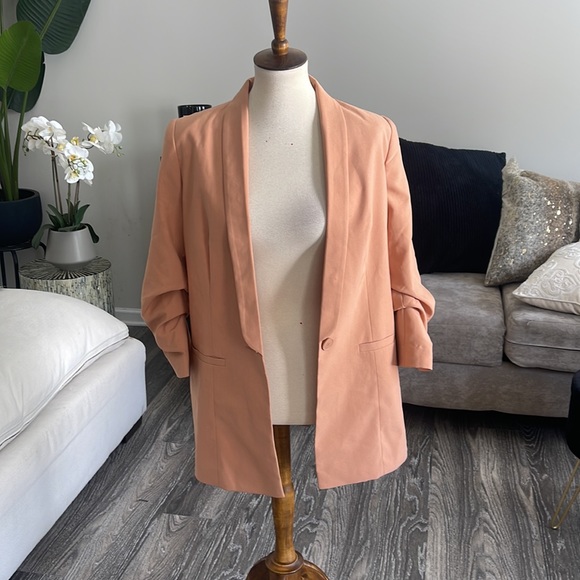 Apricot Blazer - Picture 5 of 5
